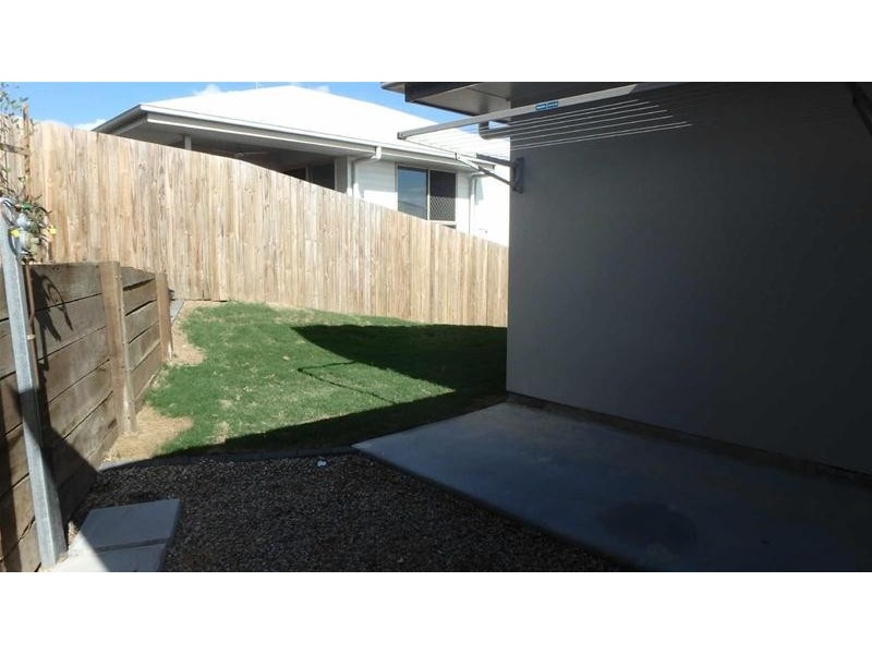 4 Matas Drive, Pimpama QLD 4209