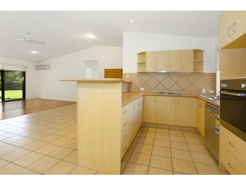 4 Meadowbank Drive, Upper Coomera QLD 4209