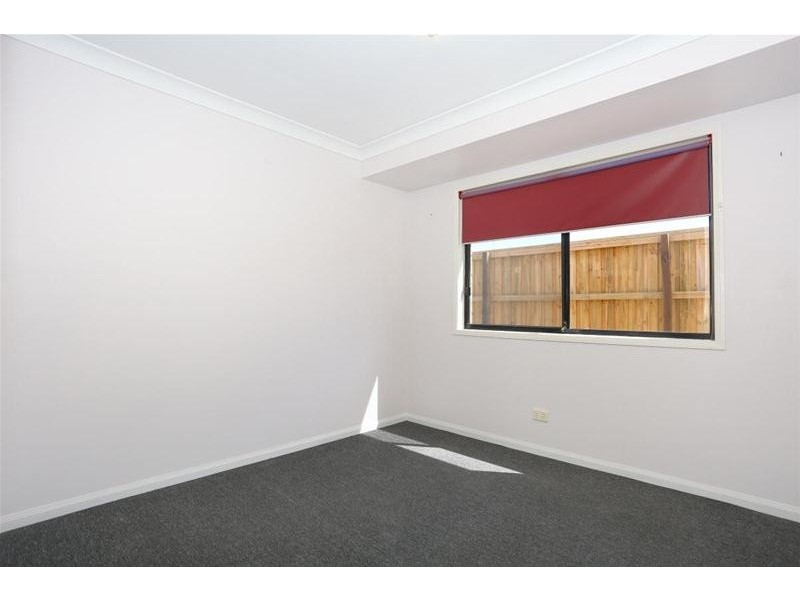 4 Meadowbank Drive, Upper Coomera QLD 4209