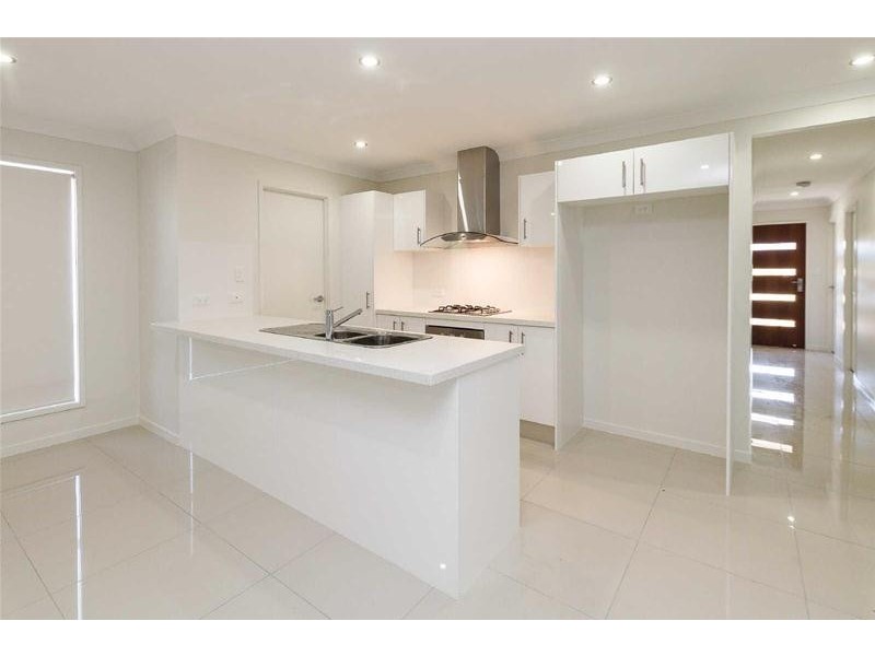 53  Summerview Avenue, Yarrabilba QLD 4207