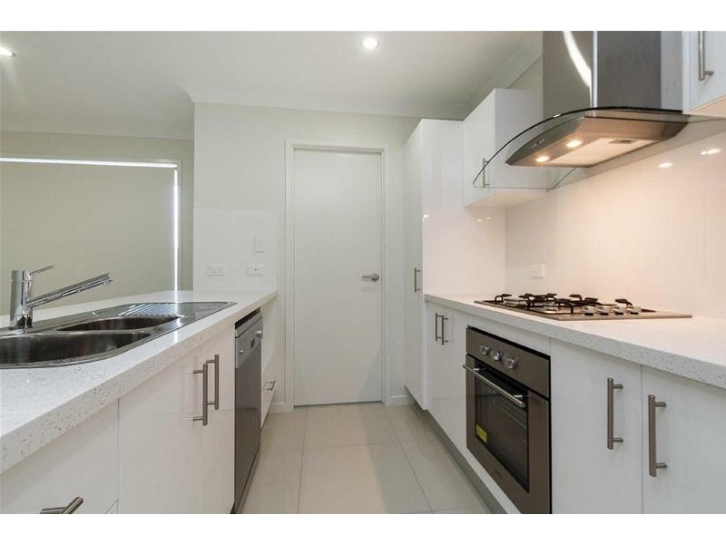 53  Summerview Avenue, Yarrabilba QLD 4207