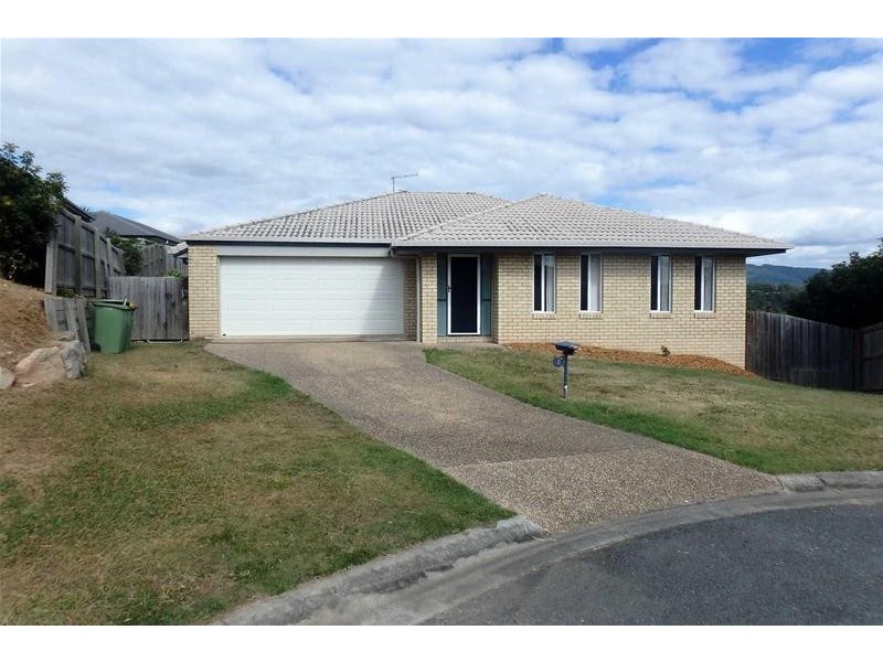 8  Earleham Court, Pimpama QLD 4209
