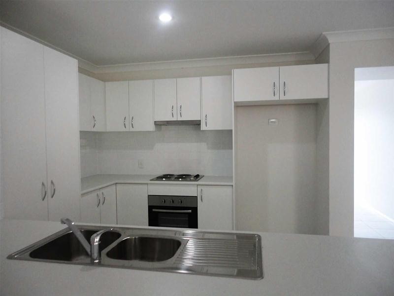 8  Earleham Court, Pimpama QLD 4209