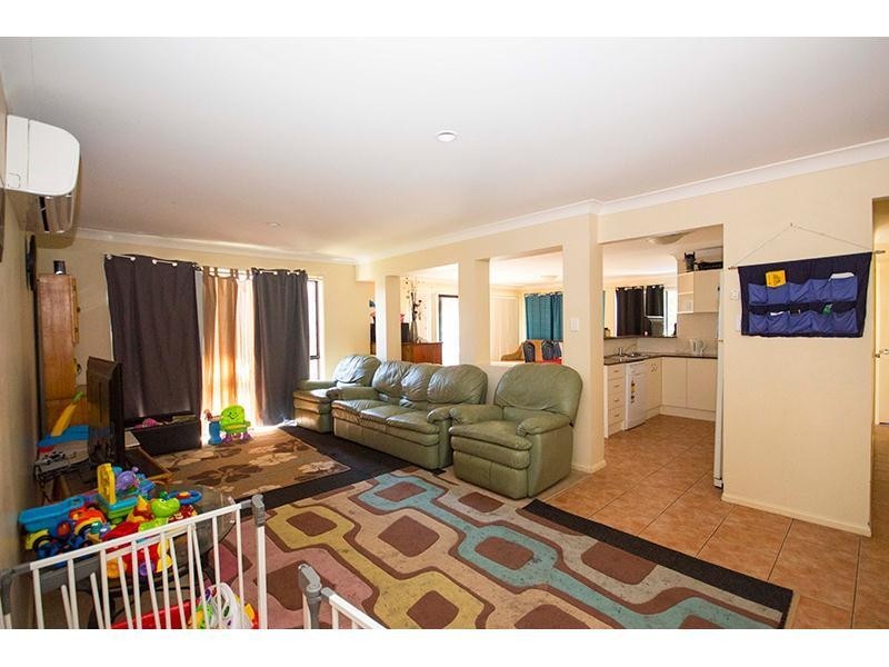 16 Goldcrest Drive, Upper Coomera QLD 4209