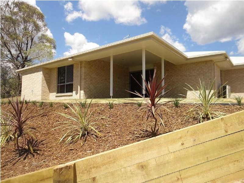 18 Gordon Drive, Upper Coomera QLD 4209