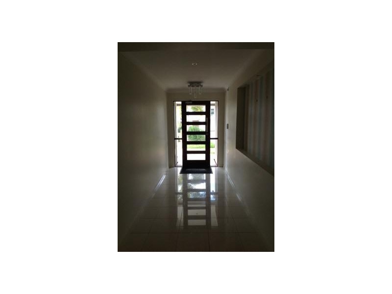 5 Cabriolet Close, Upper Coomera QLD 4209