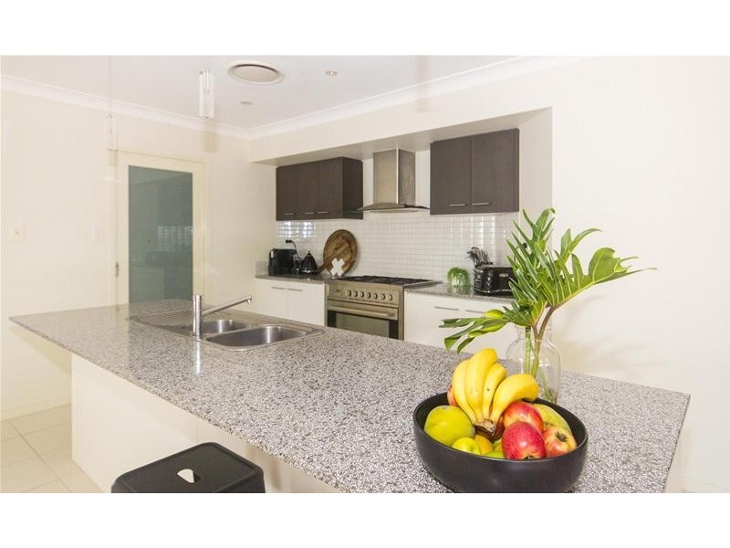 5 Cabriolet Court, Upper Coomera QLD 4209