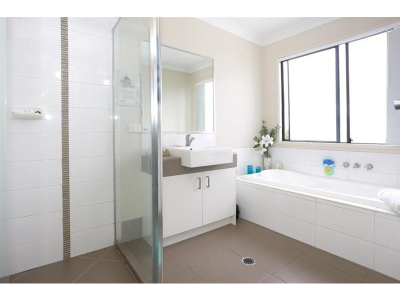 49 Lisa Crescent, Coomera QLD 4209