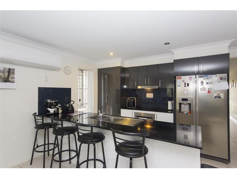 8 Sienna Crescent, Pimpama QLD 4209