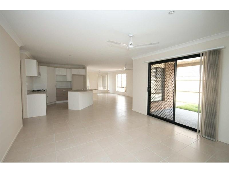 66  Lisa Crescent, Coomera QLD 4209