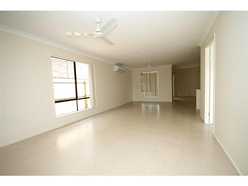 66  Lisa Crescent, Coomera QLD 4209