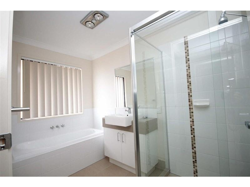 66  Lisa Crescent, Coomera QLD 4209