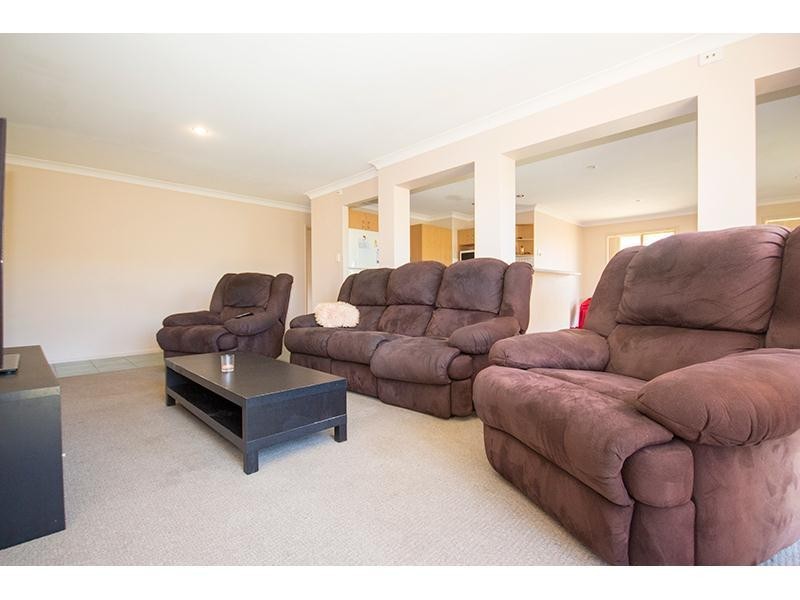 13 Redstart Street, Upper Coomera QLD 4209