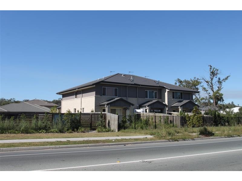 3/3 Christine Drive, Coomera QLD 4209