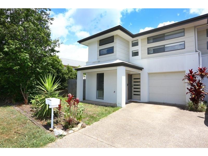 3/12 Gumtree Crescent, Upper Coomera QLD 4209