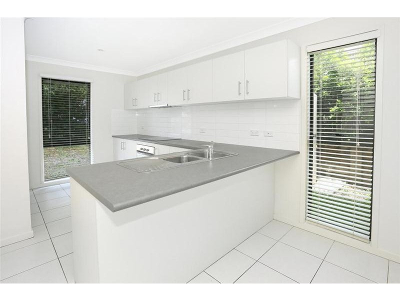 3/12 Gumtree Crescent, Upper Coomera QLD 4209