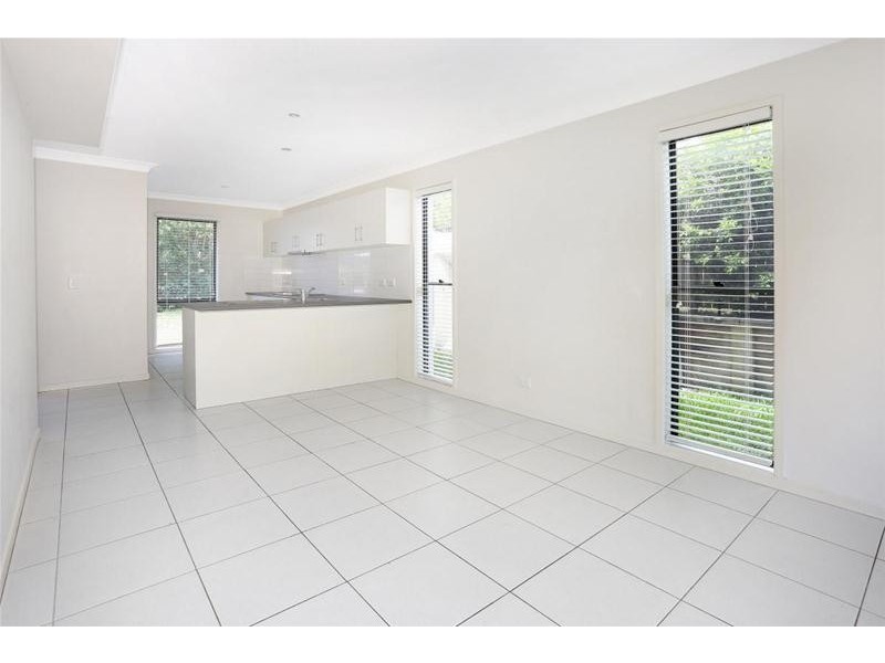 3/12 Gumtree Crescent, Upper Coomera QLD 4209