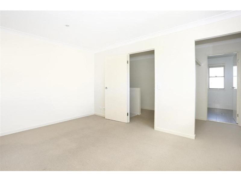 3/12 Gumtree Crescent, Upper Coomera QLD 4209