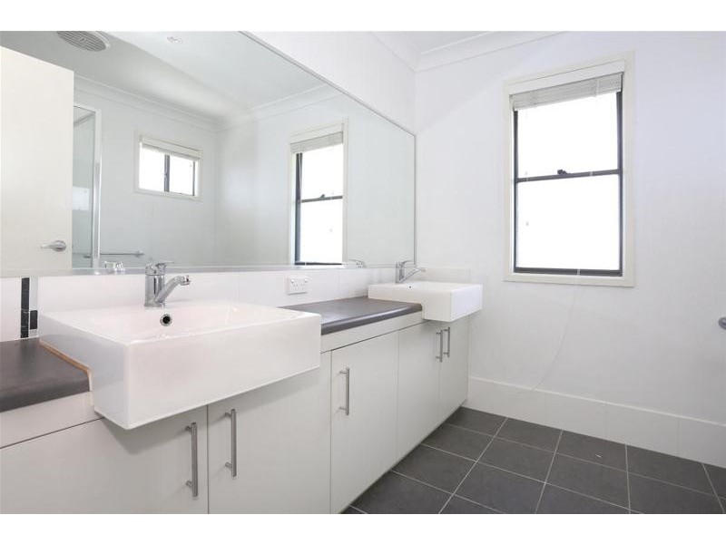 3/12 Gumtree Crescent, Upper Coomera QLD 4209