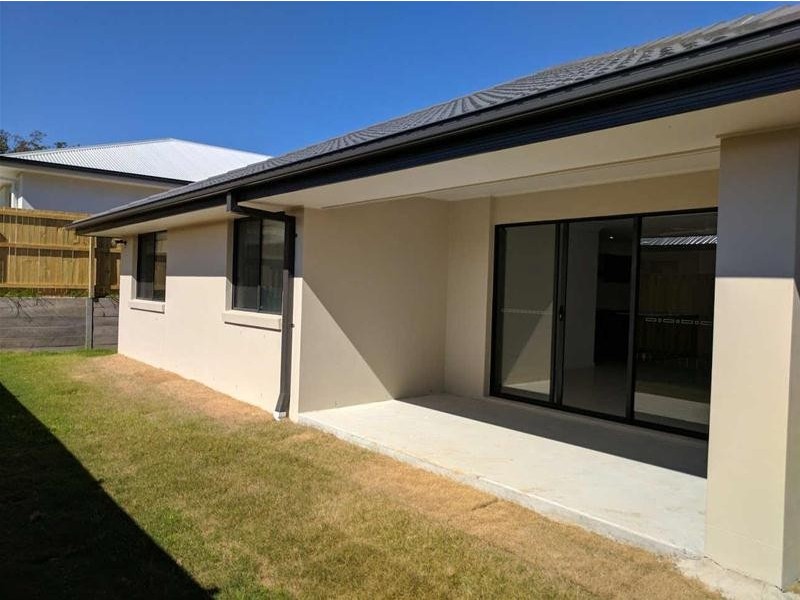 24 Moorinya Crt, Pimpama QLD 4209