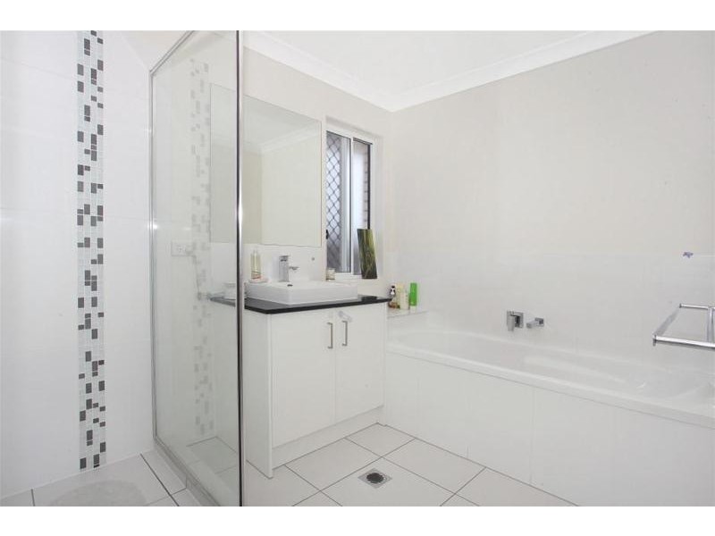 5 Cairnlea Drive, Pimpama QLD 4209