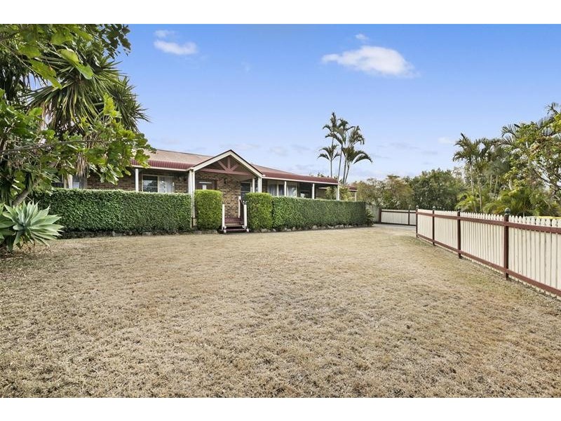 8 Siggies Place, Upper Coomera QLD 4209