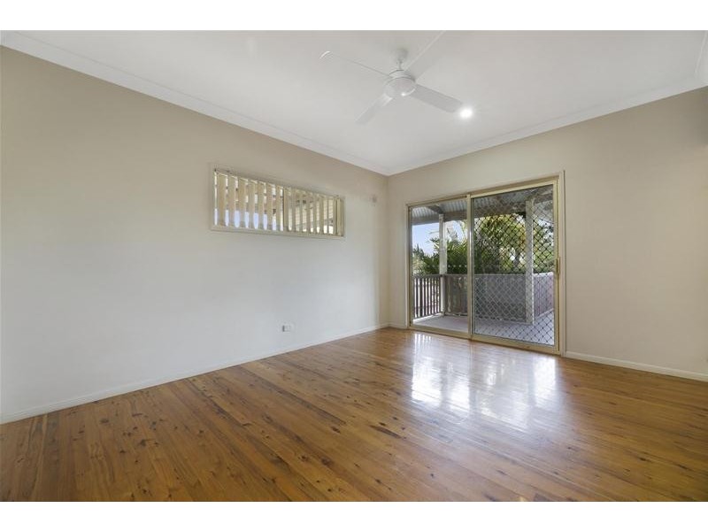 8 Siggies Place, Upper Coomera QLD 4209