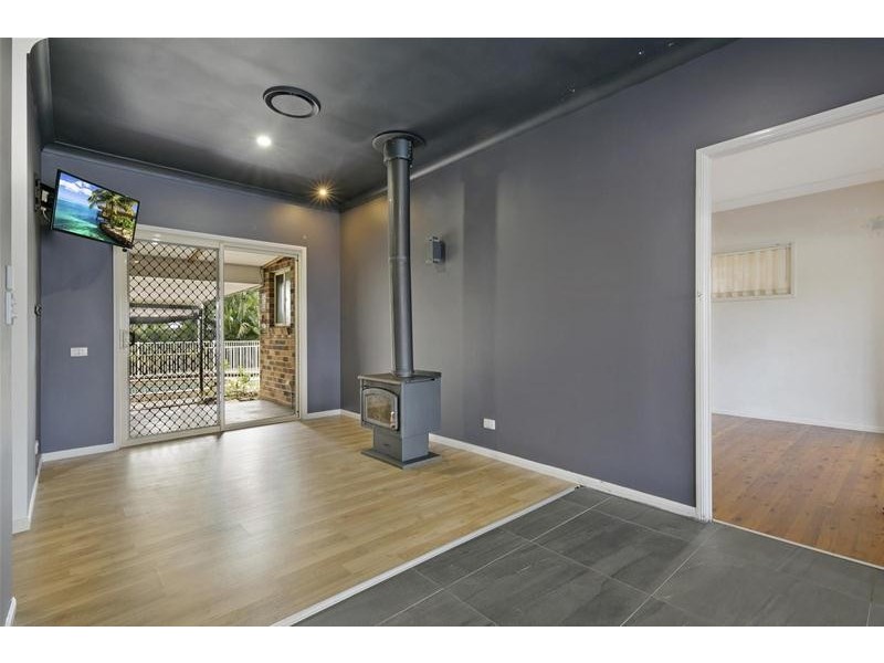 8 Siggies Place, Upper Coomera QLD 4209