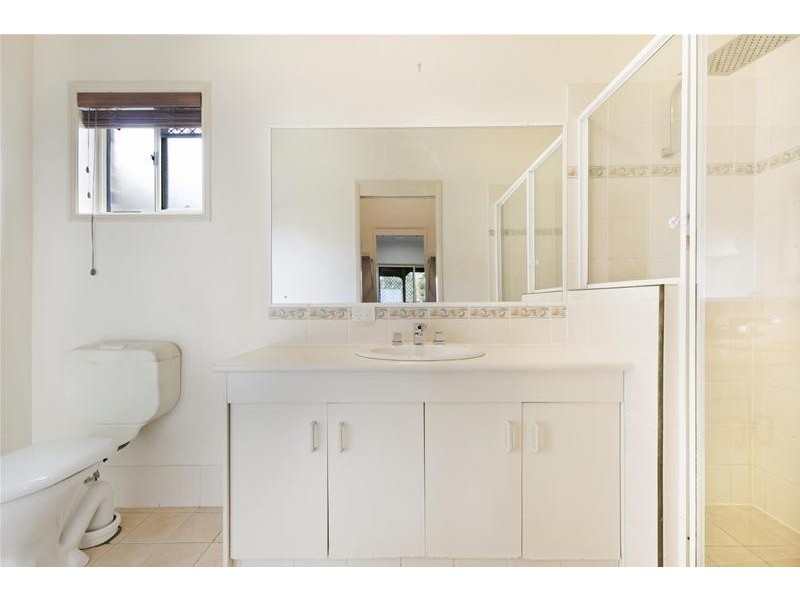 8 Siggies Place, Upper Coomera QLD 4209