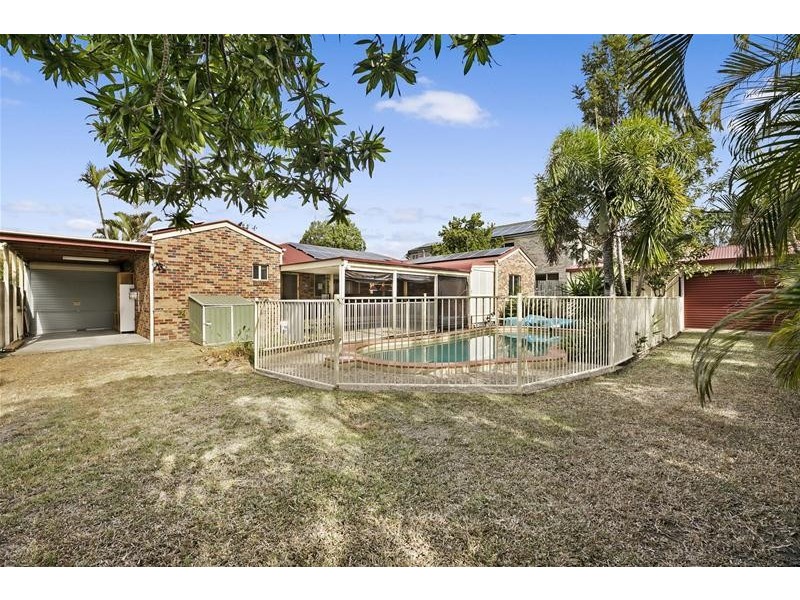 8 Siggies Place, Upper Coomera QLD 4209