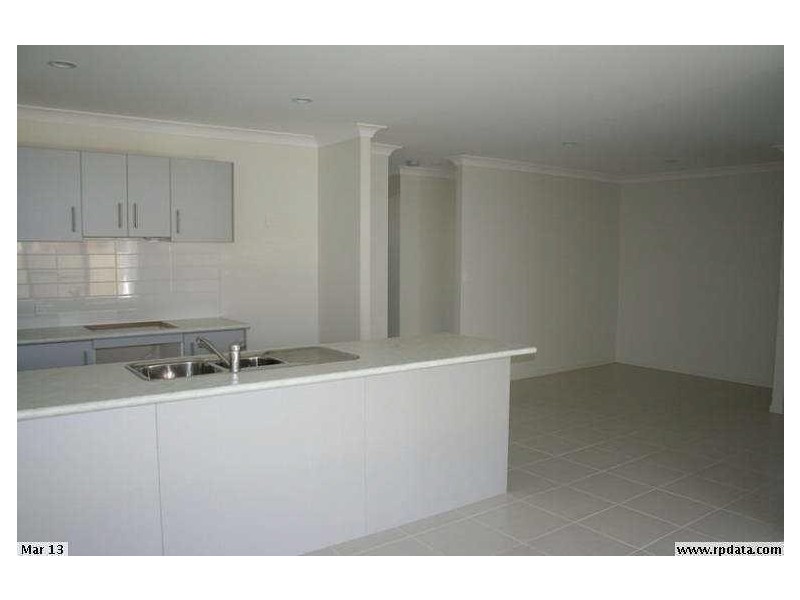 4 Guillemot Street, Upper Coomera QLD 4209