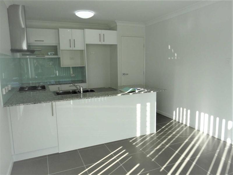 8  McWang Road, Pimpama QLD 4209