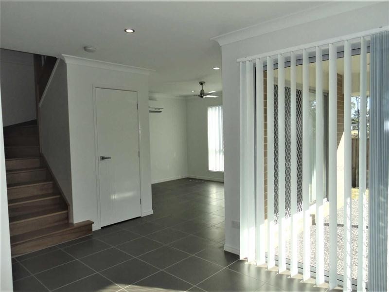 8  McWang Road, Pimpama QLD 4209