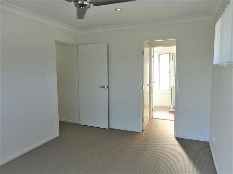 8  McWang Road, Pimpama QLD 4209