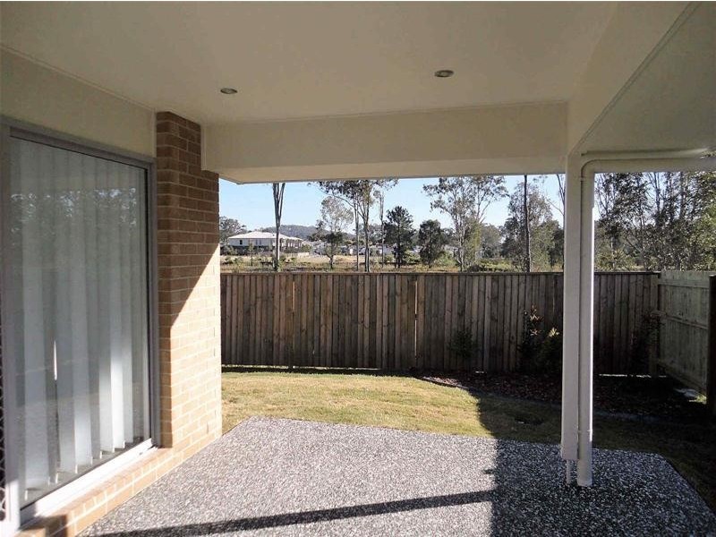 8  McWang Road, Pimpama QLD 4209