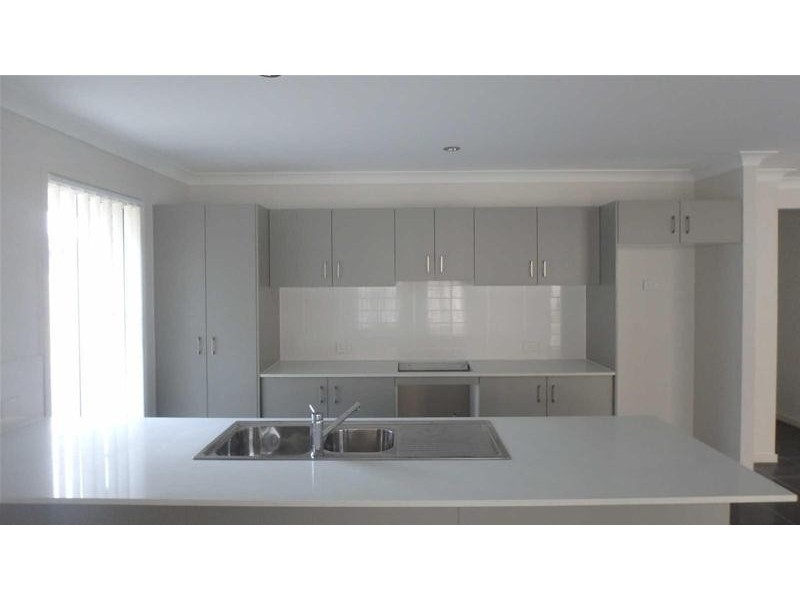 20 Vista Crescent, Pimpama QLD 4209