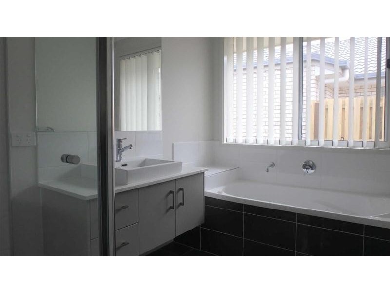 20 Vista Crescent, Pimpama QLD 4209