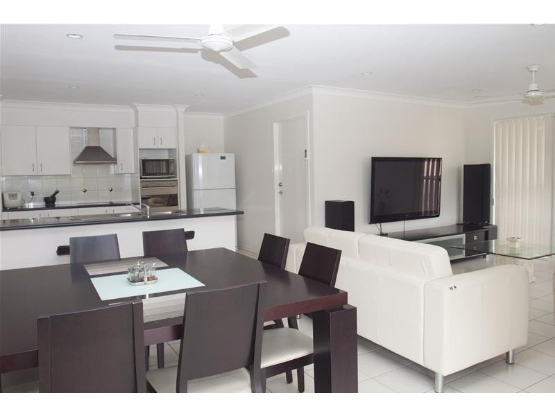 6 Crystal Court, Upper Coomera QLD 4209