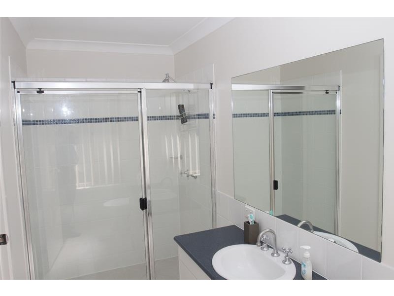 6 Crystal Court, Upper Coomera QLD 4209