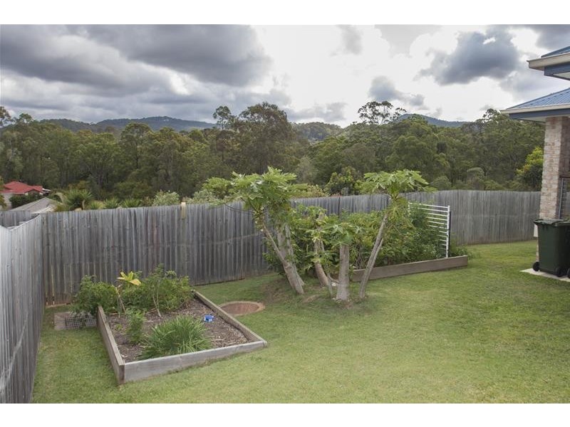 6 Crystal Court, Upper Coomera QLD 4209