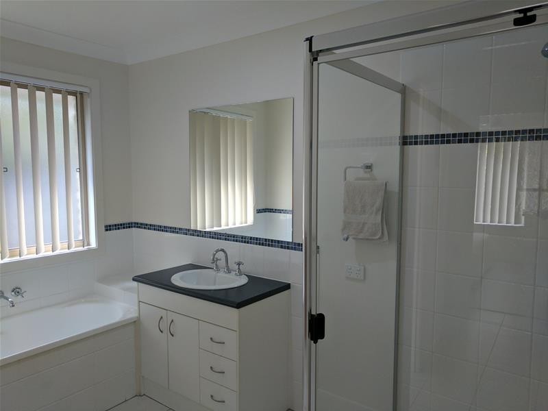 6 Crystal Court, Upper Coomera QLD 4209