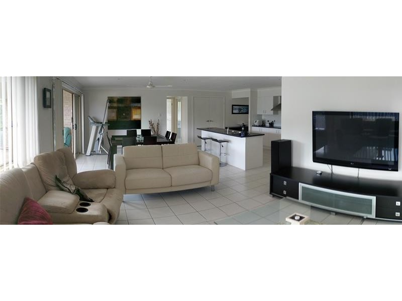 6 Crystal Court, Upper Coomera QLD 4209