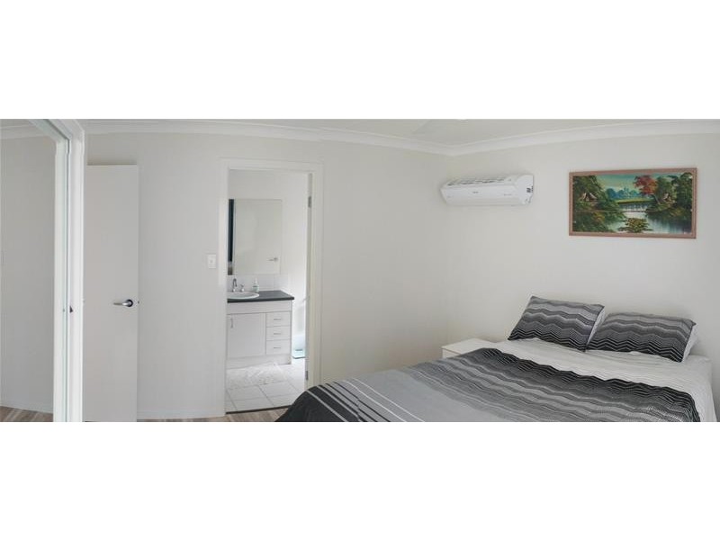 6 Crystal Court, Upper Coomera QLD 4209