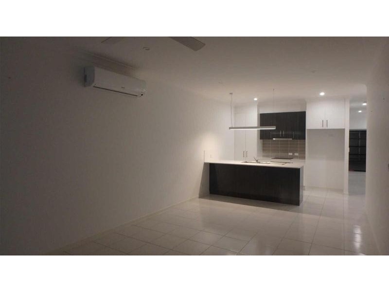 32A  Velox Circuit, Upper Coomera QLD 4209