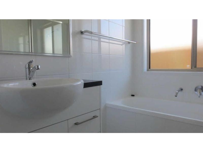 4  Tyrol Road, Coomera QLD 4209