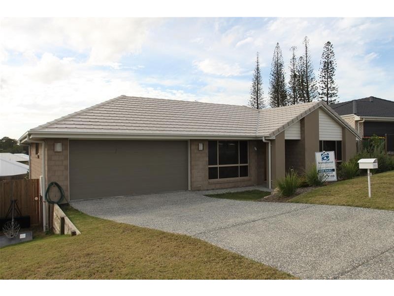 12 Sapphire Place, Pimpama QLD 4209