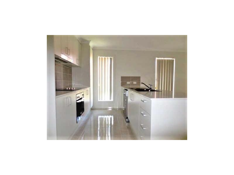 6  Custodian Crescent, Ormeau QLD 4208