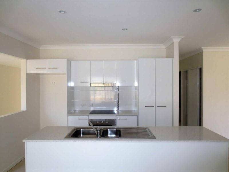 1/13  Chrome Drive “Oreland Estate”, Pimpama QLD 4209