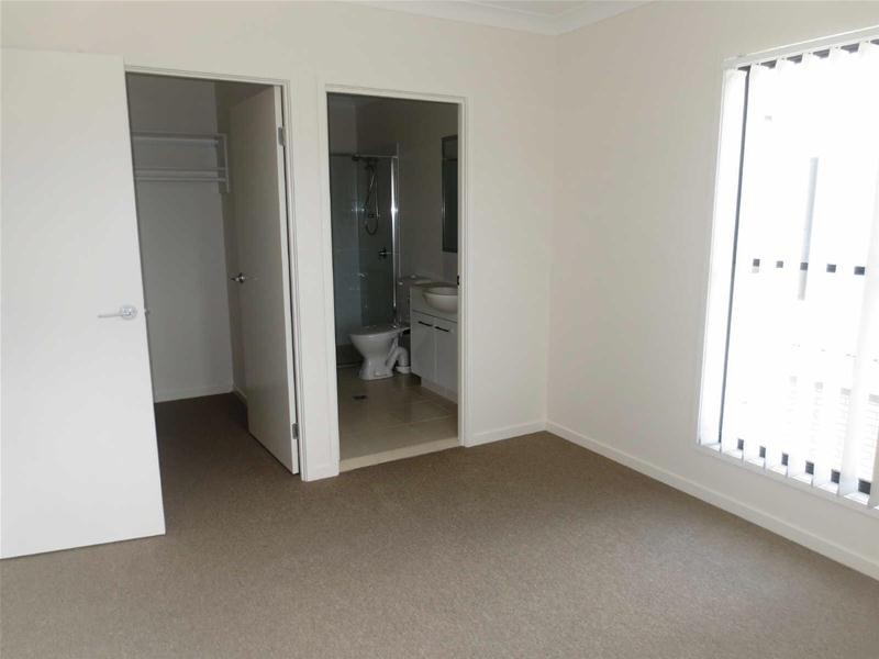 1/13  Chrome Drive “Oreland Estate”, Pimpama QLD 4209