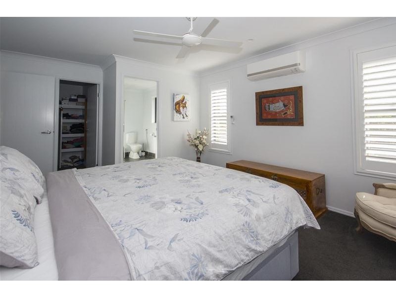 14 Pinnacle Drive, Wongawallan QLD 4210